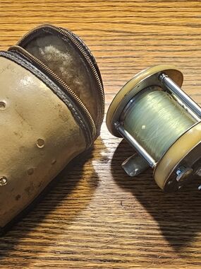 Vintage Shakespeare Fishing Reel Model #1970
